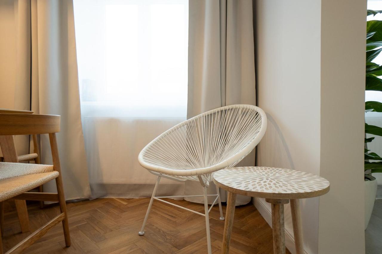 Chic 94m2 With A King-size Bed Apartamento Viena