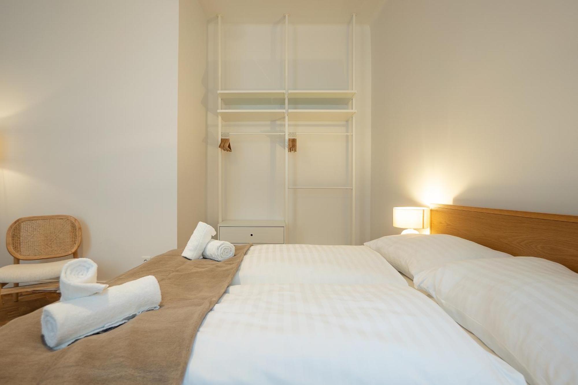 Chic 94m2 With A King-size Bed Appartement Vienne